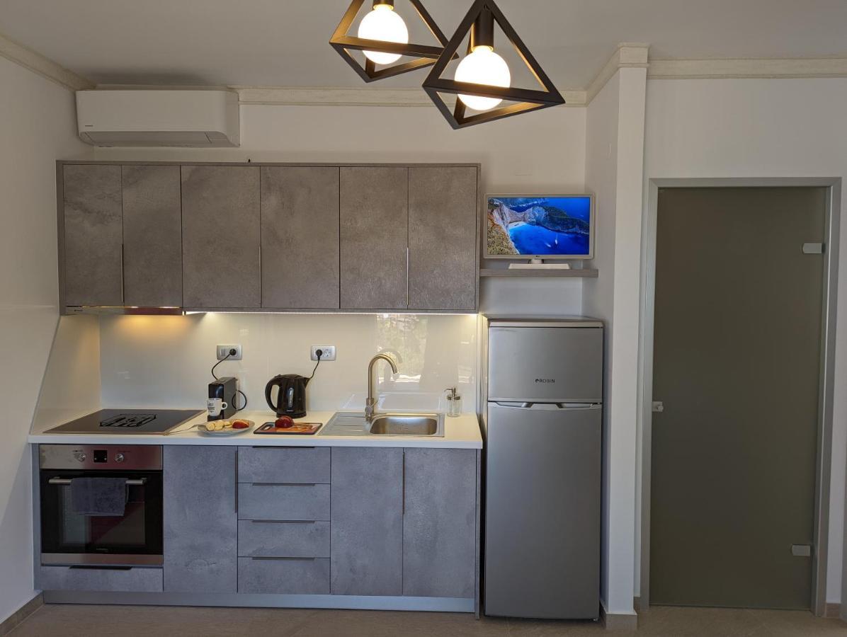 Natura Luxury Suites Parga Eksteriør billede