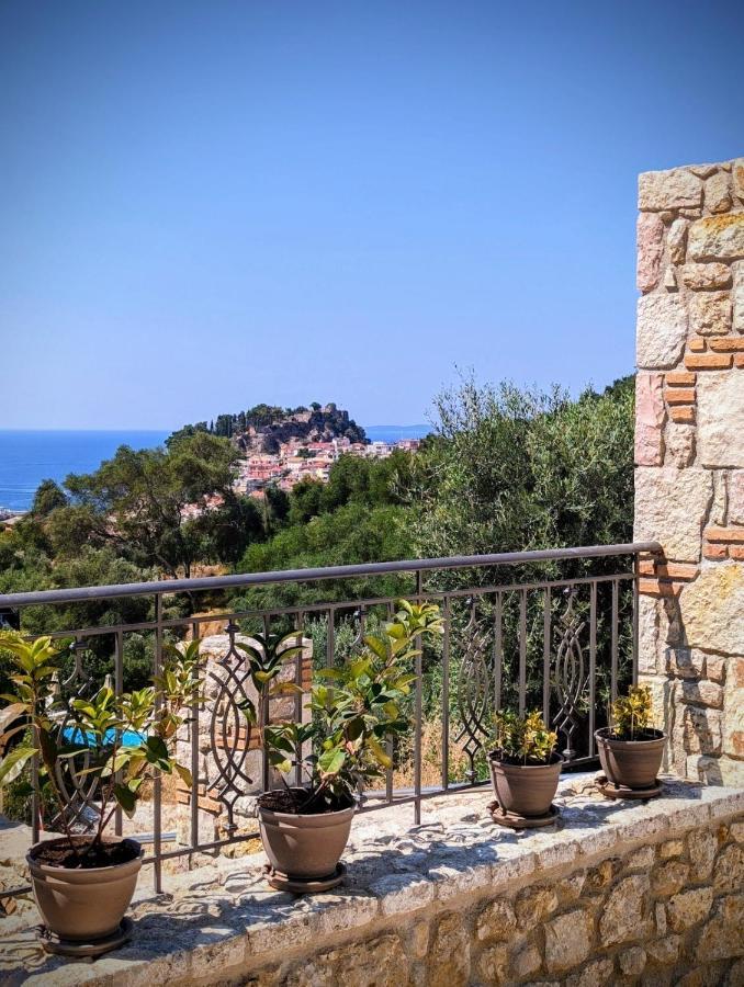 Natura Luxury Suites Parga Eksteriør billede