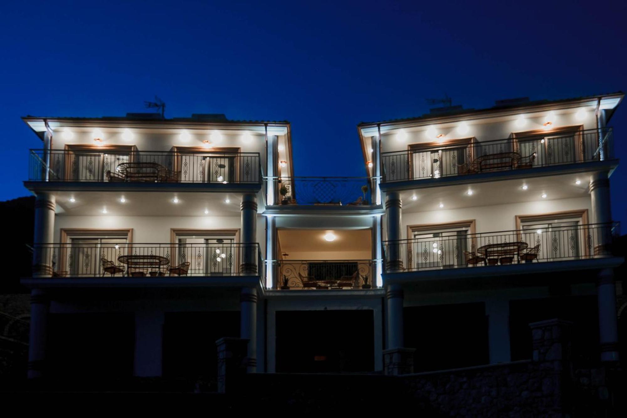 Natura Luxury Suites Parga Eksteriør billede